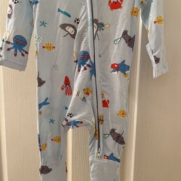 Angel Dear Sports Sea Creatures Bamboo Zipper Footie Sleeper Size Newborn NWT - Picture 3 of 12